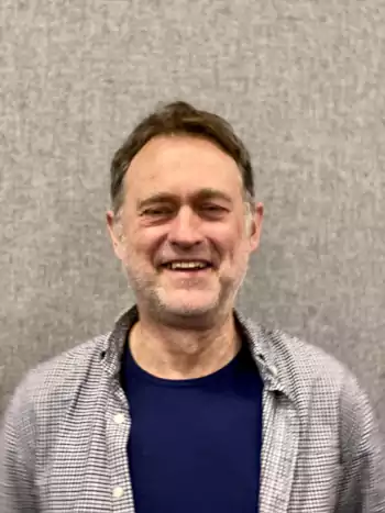 Image of Simon Peers